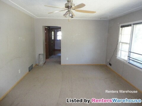 Foto del edificio - 658 47th Ave NE