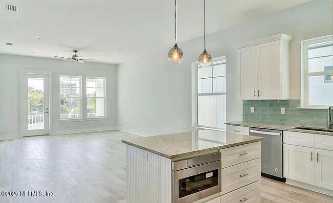 Foto del edificio - 514 2nd St S