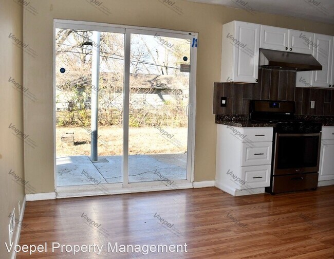 Building Photo - 2 br, 1 bath House - 7302 E. 112th St.