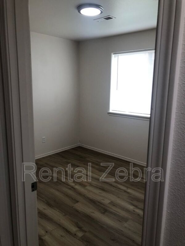 Foto del edificio - 2748 NW 8th St
