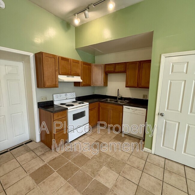 Foto del edificio - 3115 Magnolia Ave