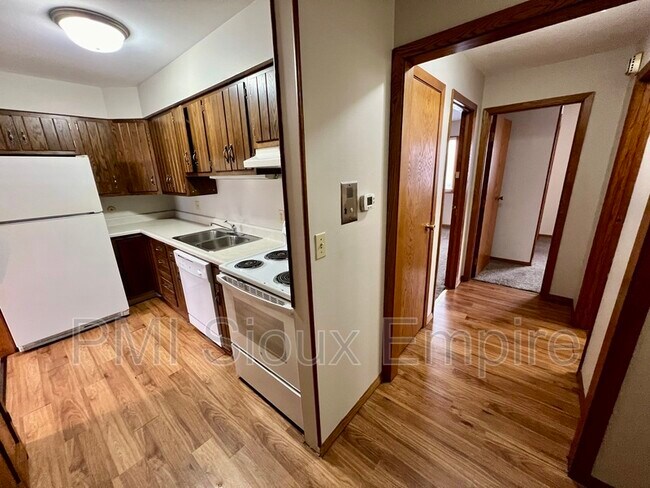 Foto del edificio - 2508 S Cliff Ave