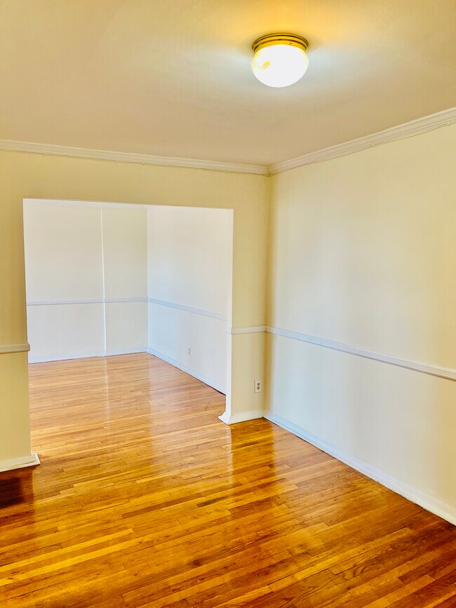 Foto del edificio - 71 Croton Ave