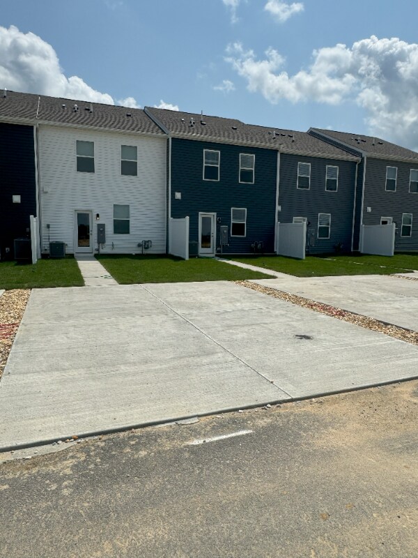 Foto del edificio - 203 Ridgley Blvd