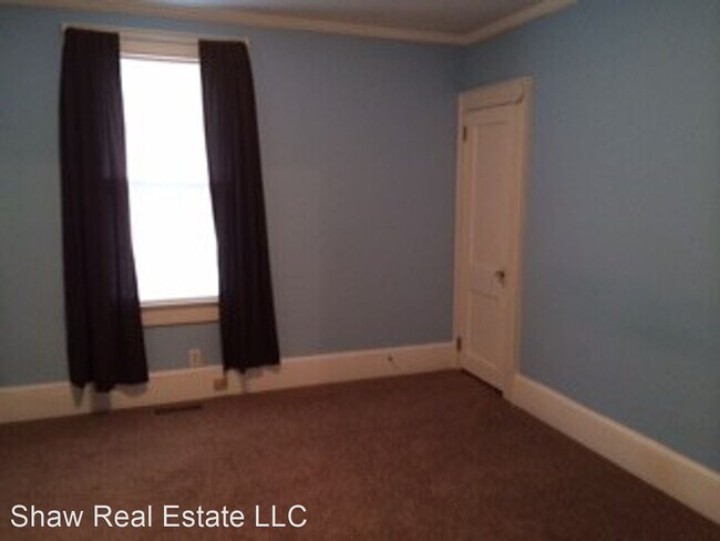 Building Photo - 3 br, 1 bath House - 2121 Washington Street