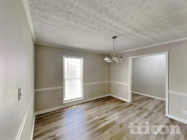 Foto del edificio - 555 N Oakland Cir