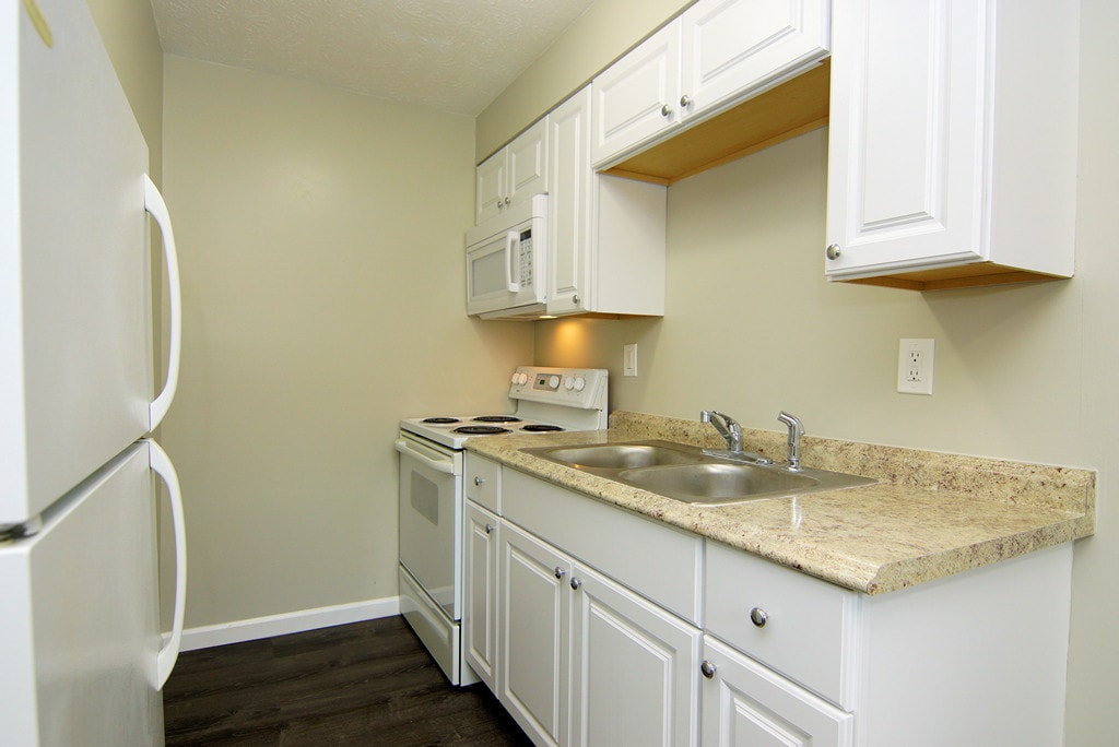 14 Koehler Ave Unit 1401, Reading, OH 45215 Apartment for Rent in