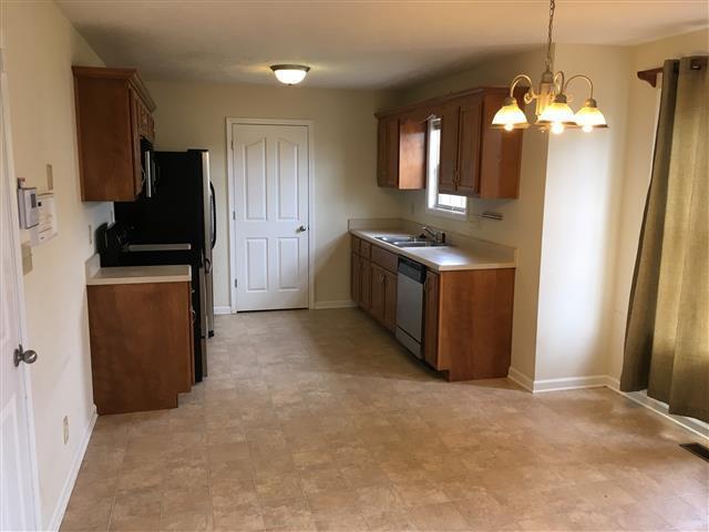 Foto del edificio - Cute Ranch Style Home with no breed restri...