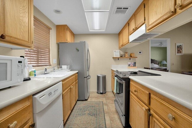 Building Photo - 41071 Preston Trail