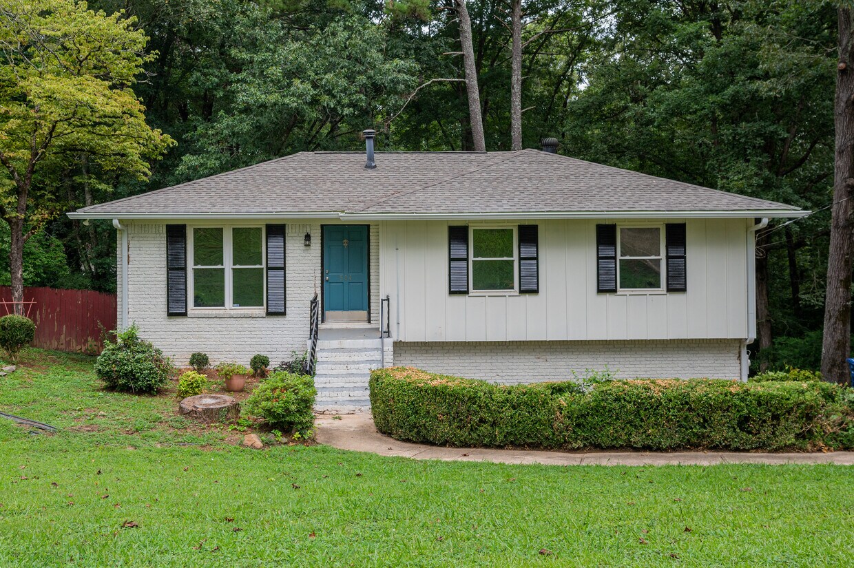 Primary Photo - 504 Scenic Dr