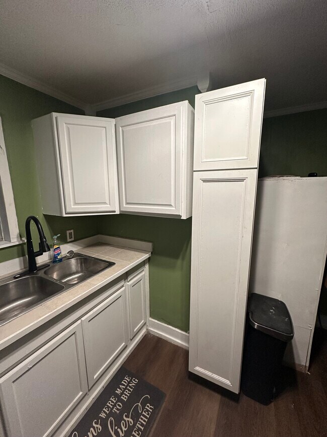 Foto del edificio - 165 Pleasant Ct