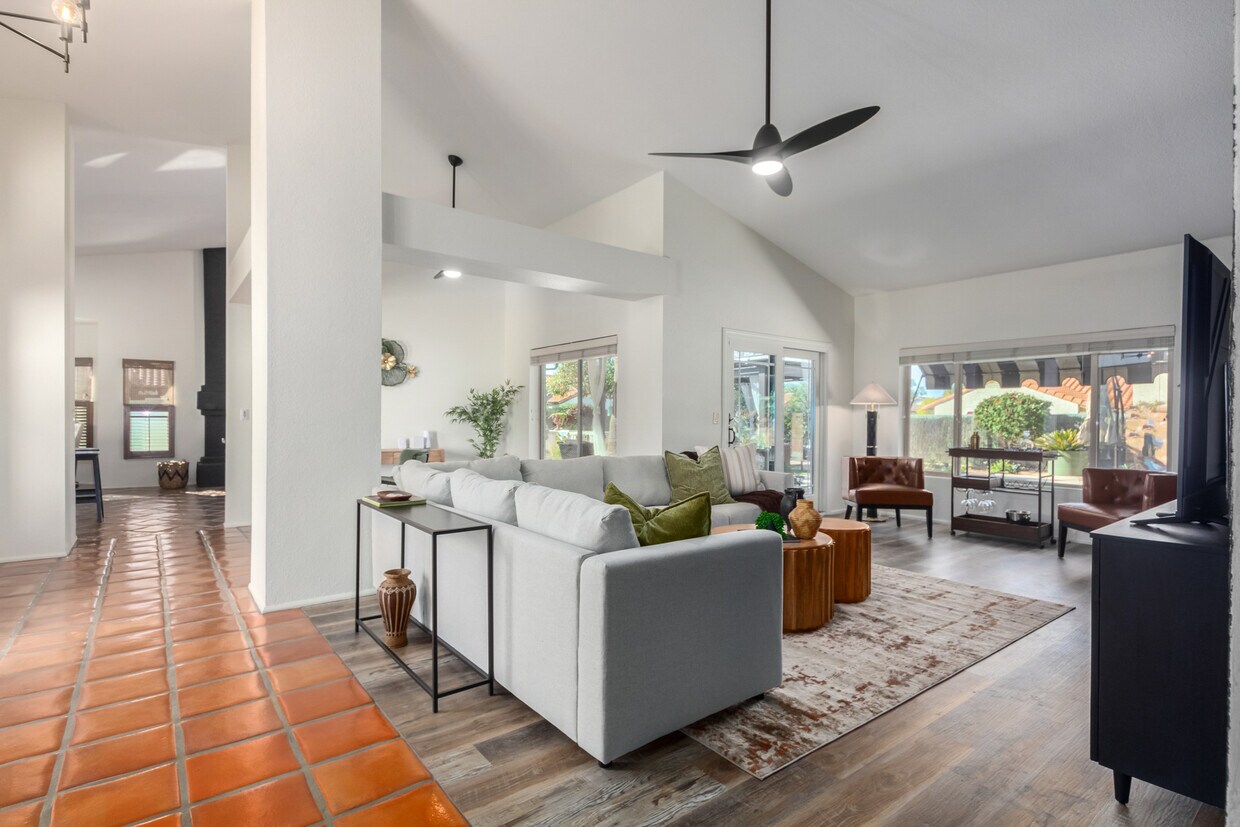 Foto principal - 9176 N 103rd Pl