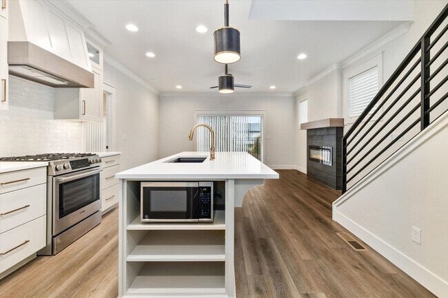 Foto del edificio - 3903 W Spring House Ln