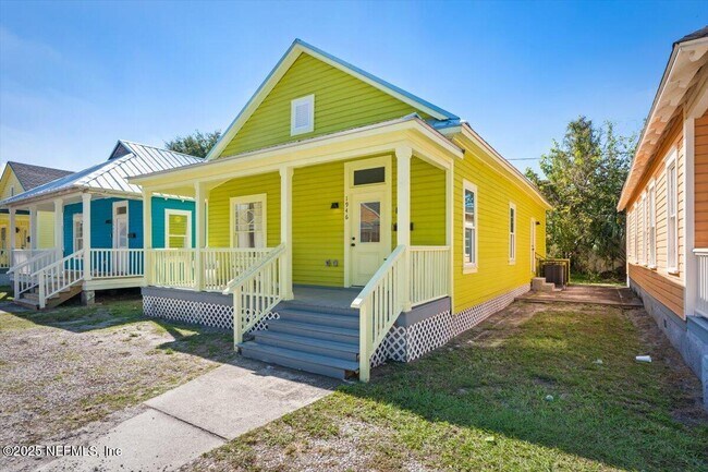 Building Photo - 1946 Redell St