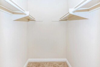 Interior Photo - Windsong Apartments