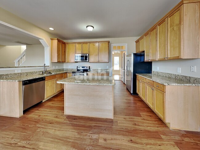 Building Photo - 3313 Sunbright Lane