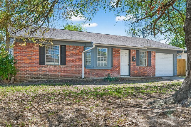 Foto del edificio - 3927 Prudence Dr