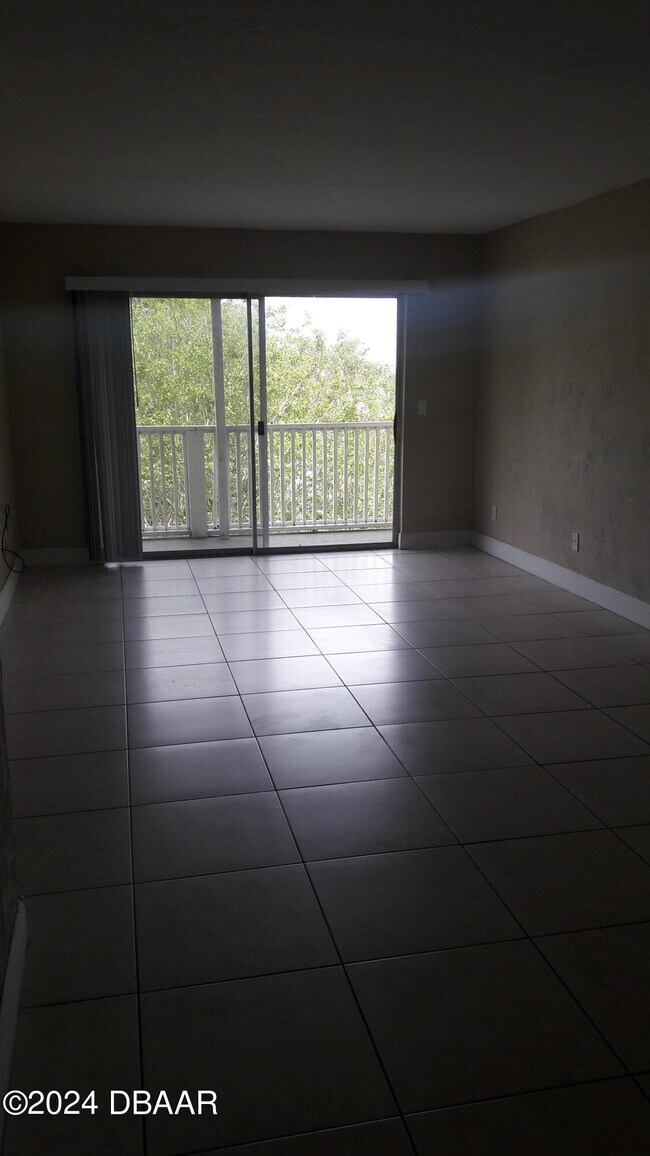 Foto del edificio - 101 N Peninsula Dr