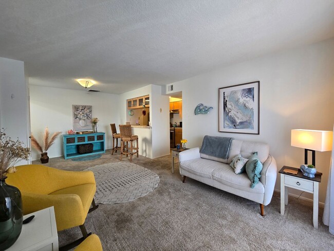 Building Photo - 941 Calle Mejia