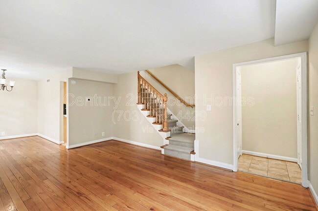 Foto del edificio - 3342 S Wakefield St