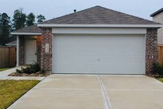 Building Photo - 1646 Gardenia Grv Ln