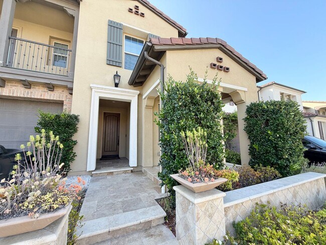 Foto del edificio - $1000 OFF FIRST MONTH! Gorgeous 4 bed 3 bath in the desired Portola Springs