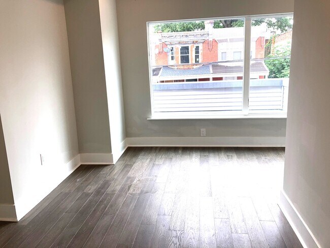 Foto del edificio - 5432 Pine St