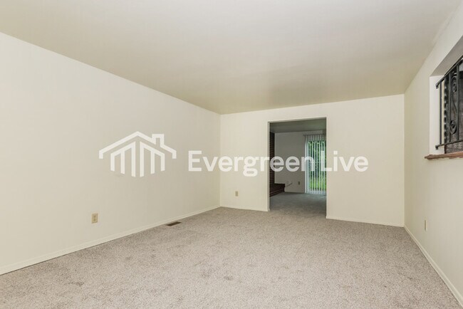 Foto del edificio - 6291 Leawood Dr