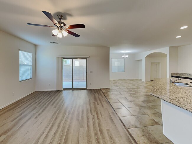Foto del edificio - 1285 E Palomino Way