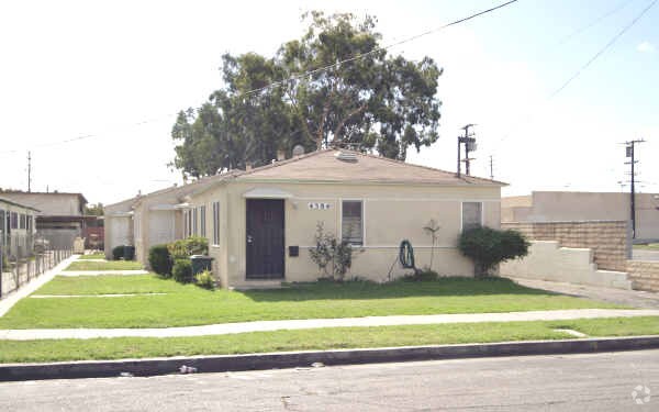 Primary Photo - 4384 W 142nd St