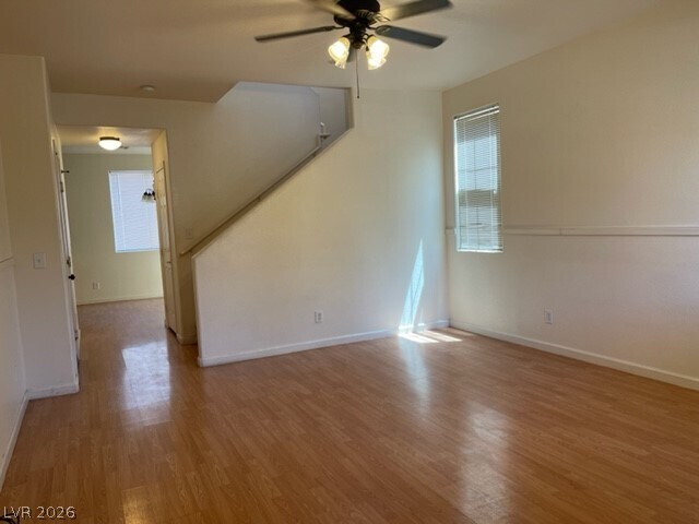 Foto del edificio - 1324 Oak Village Ave