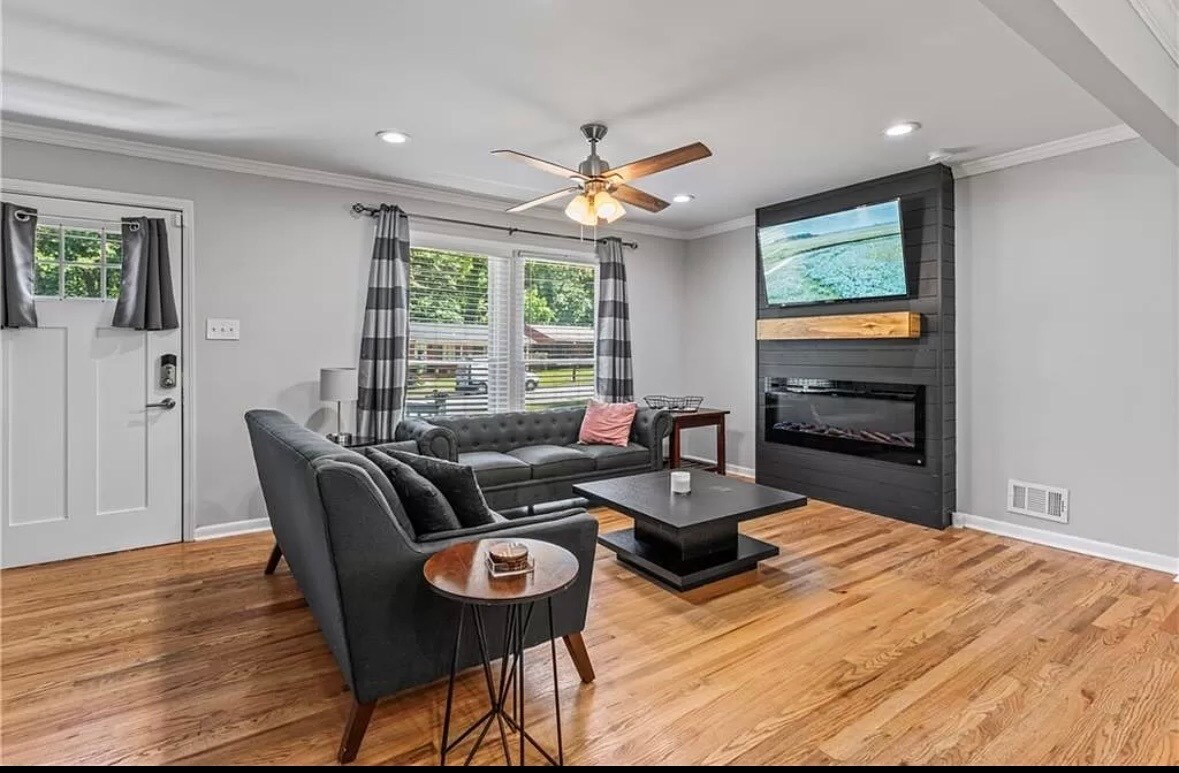 Foto principal - 179 Oak Dr SW