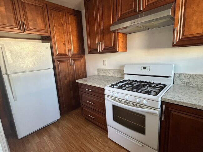 Foto del edificio - 2032-2106 Delaware Ave