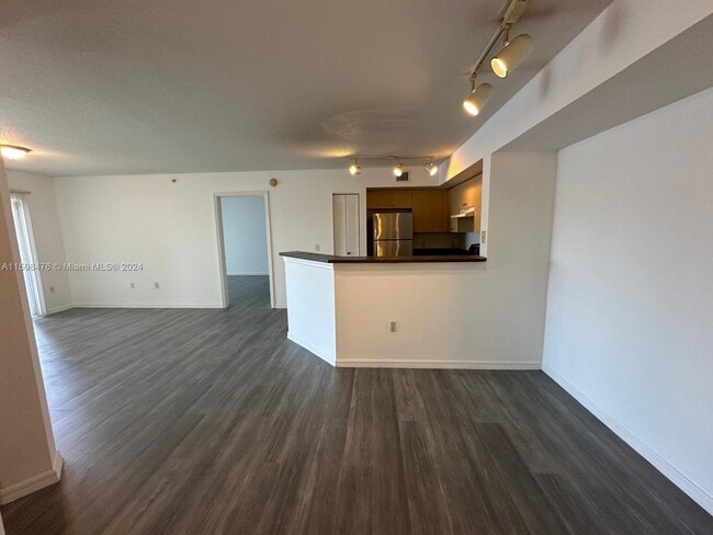 Building Photo - 4240 San Marino Blvd