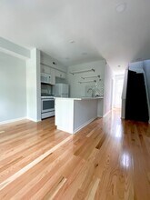 Building Photo - 2216 Summer St