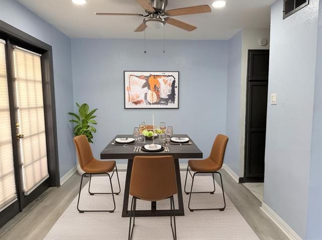 Foto del edificio - 6646 E Lovers Ln