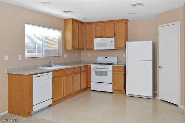 Foto del edificio - 520 Taunton St