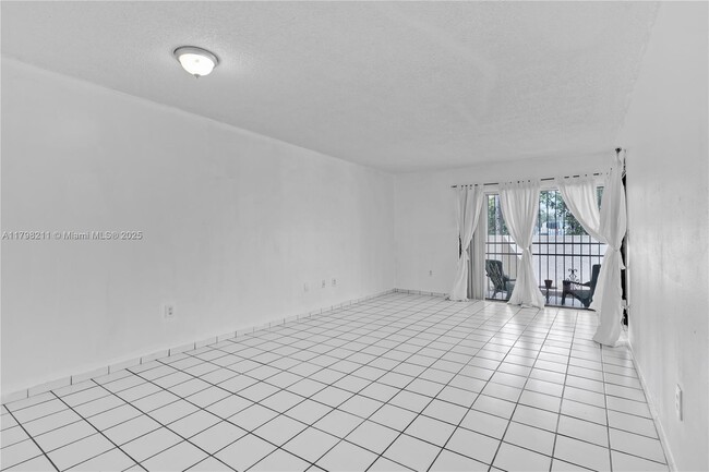 Building Photo - 12915 SW 88th Terrace
