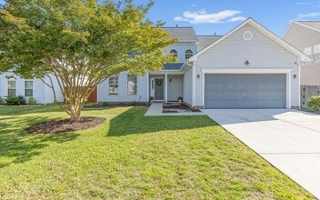 Building Photo - 2925 Beaden Dr