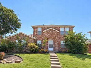 Building Photo - 1525 Melrose Ln