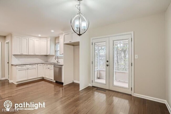 Foto del edificio - 3 br, 2 bath House - 7275 Little Fawn Pkwy...