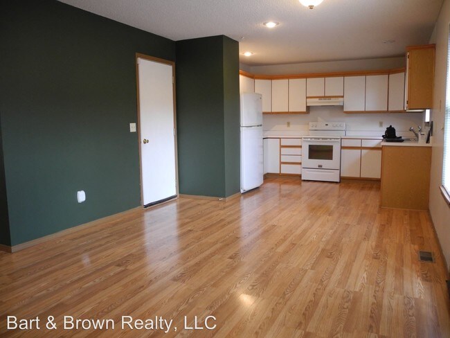 Building Photo - 3 br, 2 bath House - 1618 Miller Drive