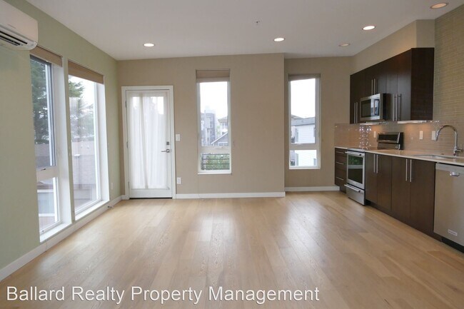 Building Photo - 2 br, 2.5 bath House - 1763B NW 59th St