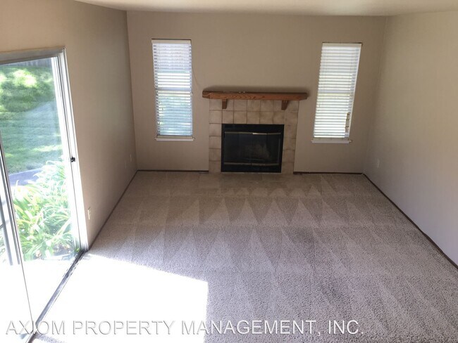 Foto del edificio - 4 br, 3 bath House - 405 Blair Court