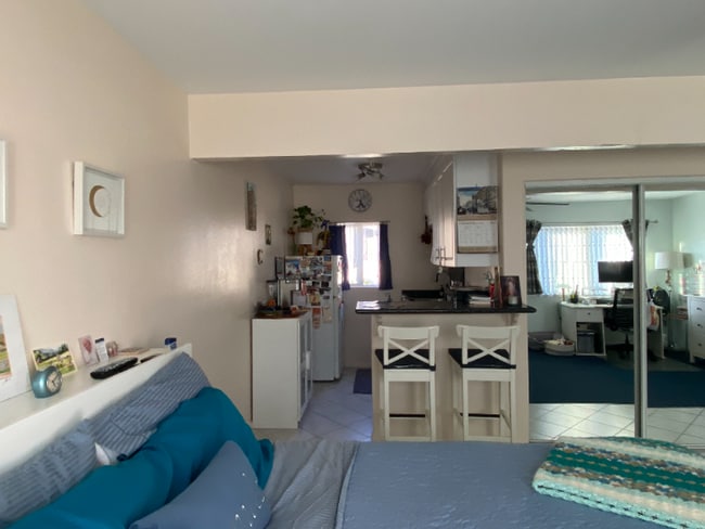 Building Photo - 10061 San Juan Ct