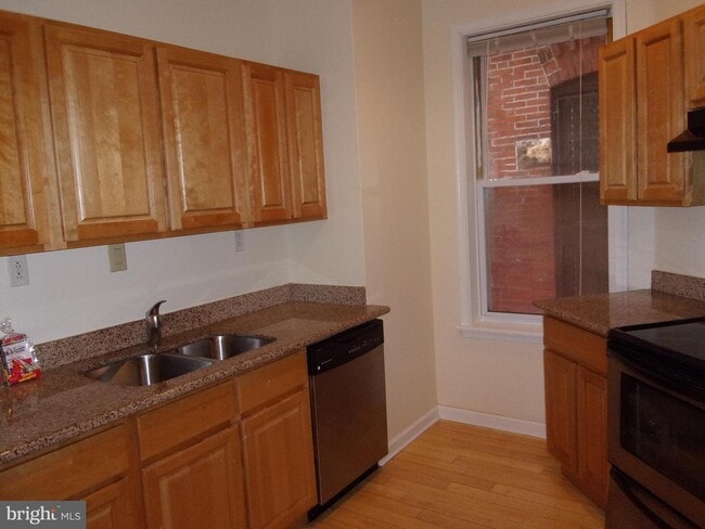 Building Photo - 1514 N 17th St
