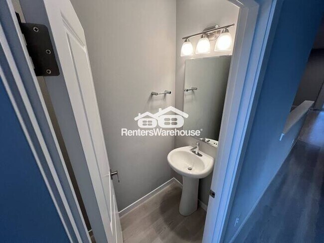 Foto del edificio - Spacious Townhome in Lynnwood Available Now!