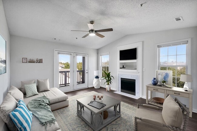 Building Photo - RENT SPECIAL! Freshly Painted! New Luxury ...