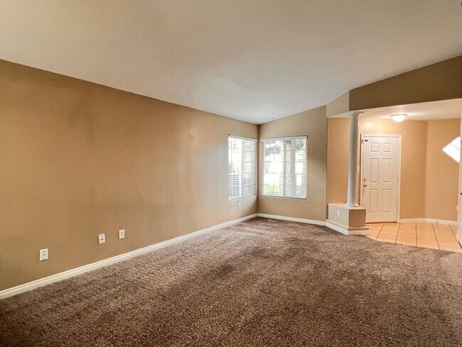 Foto del edificio - SOUTHWEST BAKERSFIELD