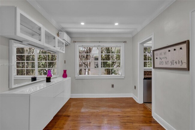 Foto del edificio - 1605 Lenox Ave.